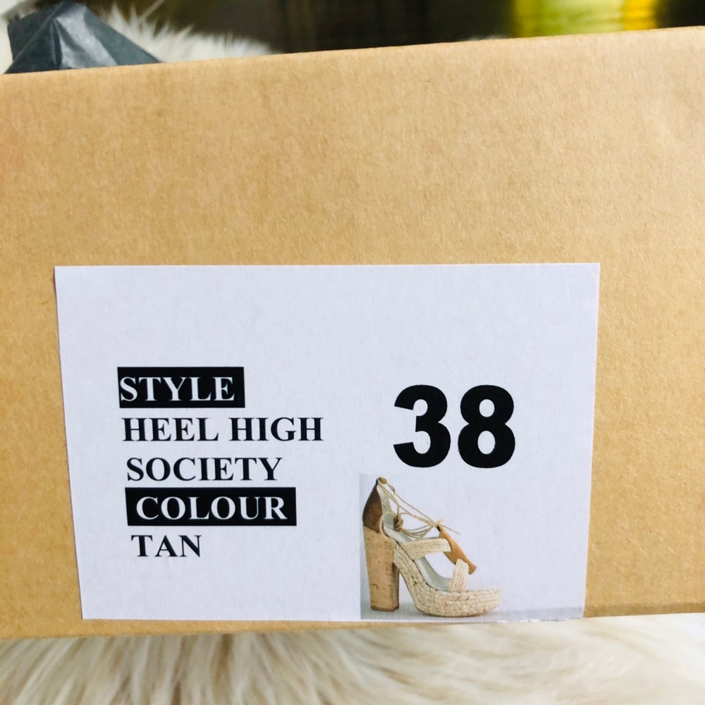 Free people heels. Size 8 - Picture 6 of 8